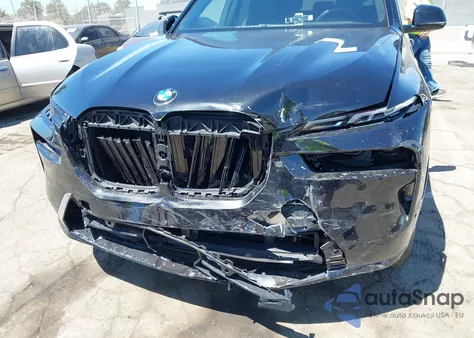 2025 BMW X7 xDrive40I z USA, uszkodzony, nr VIN 5UX23EM00S9Z22420